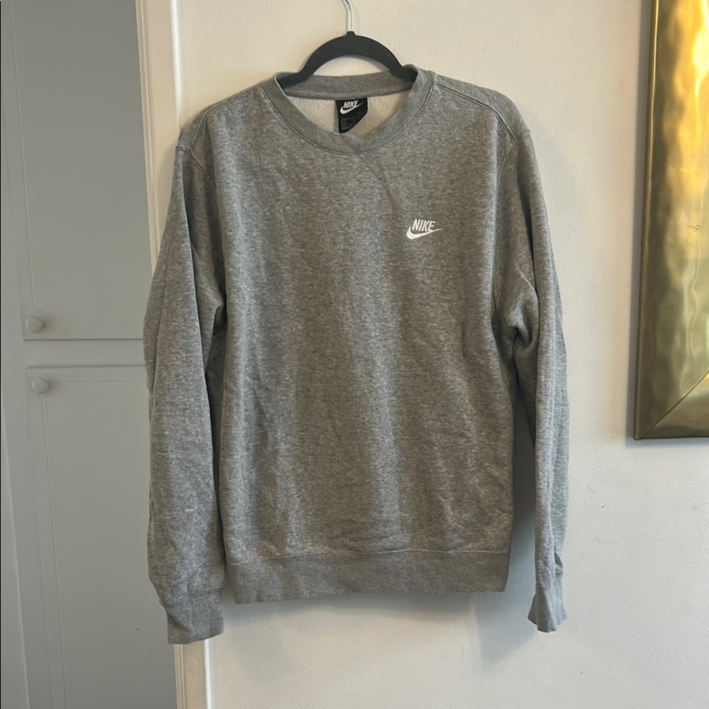Nike Men's Gray Sweater